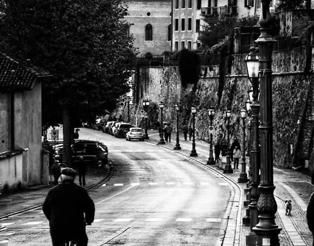 A Casa Di Checco Bed & Breakfast 4*